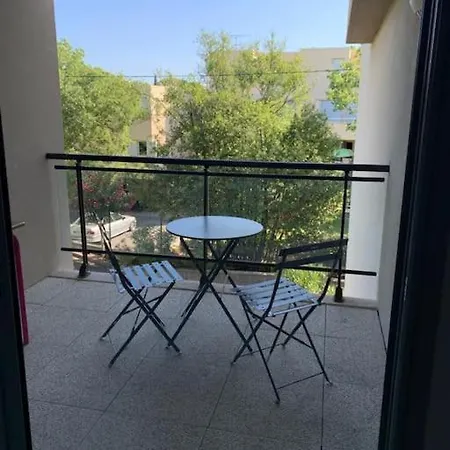 Joli T2 Avec Terrasse Au Calme *